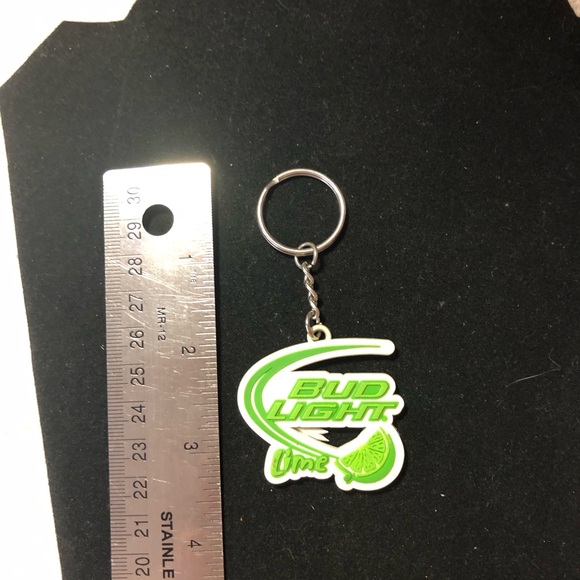 Bud Light Lime plastic rubber promotional keychain - Picture 4 of 6